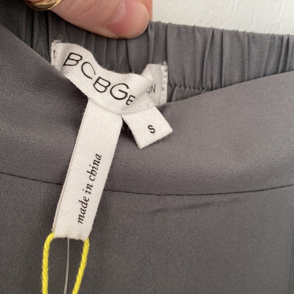 NWT Hi-Low Skirt - Picture 3 of 4